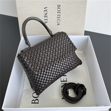 bottega veneta patti intreccio leather top handle bag #776783